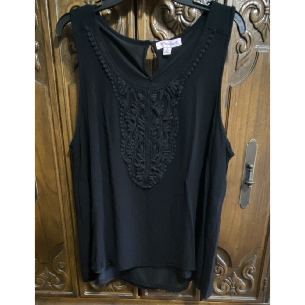 Extra Touch Black Crochet Sleeveless Top Round Neck 1X Plus